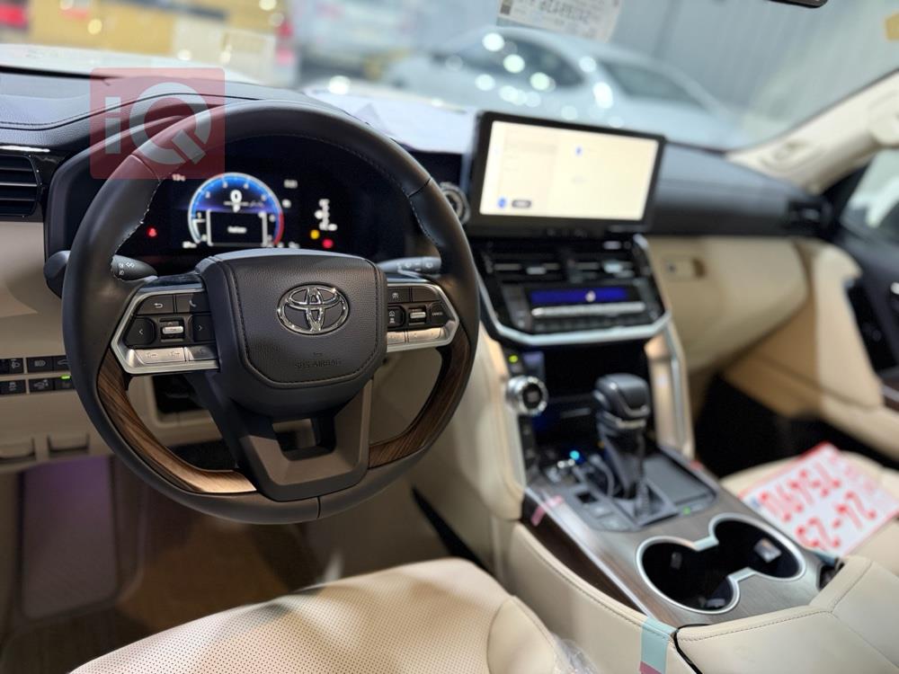 تويوتا لاندكروزر